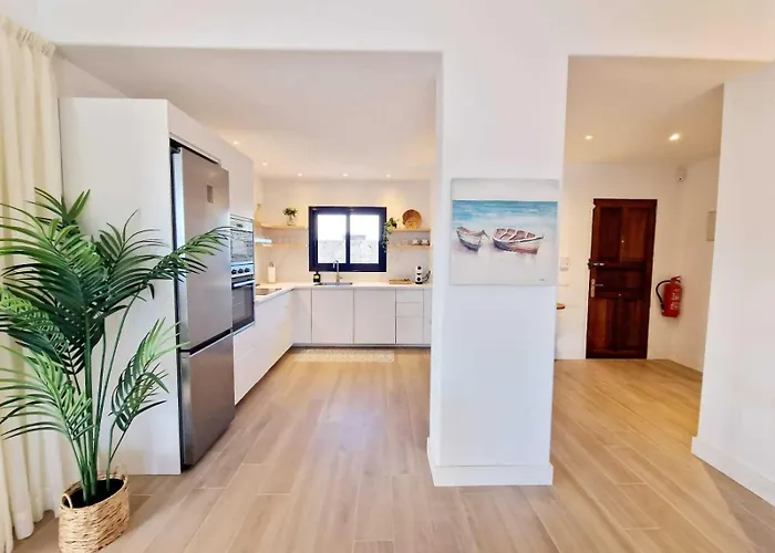 Costa Christina * Yaiza (Lanzarote)