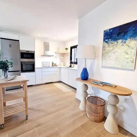 Вилла Costa Christina Con Piscina Climatiza